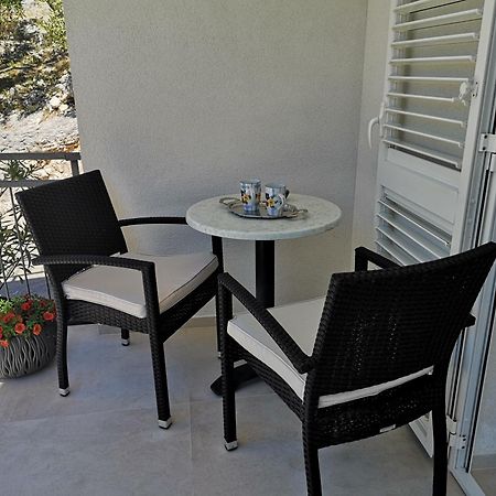 Apartman Sissy Primošten Exterior foto